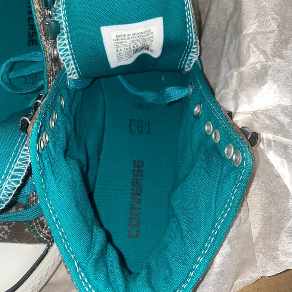 Converse - Picture 4 of 4